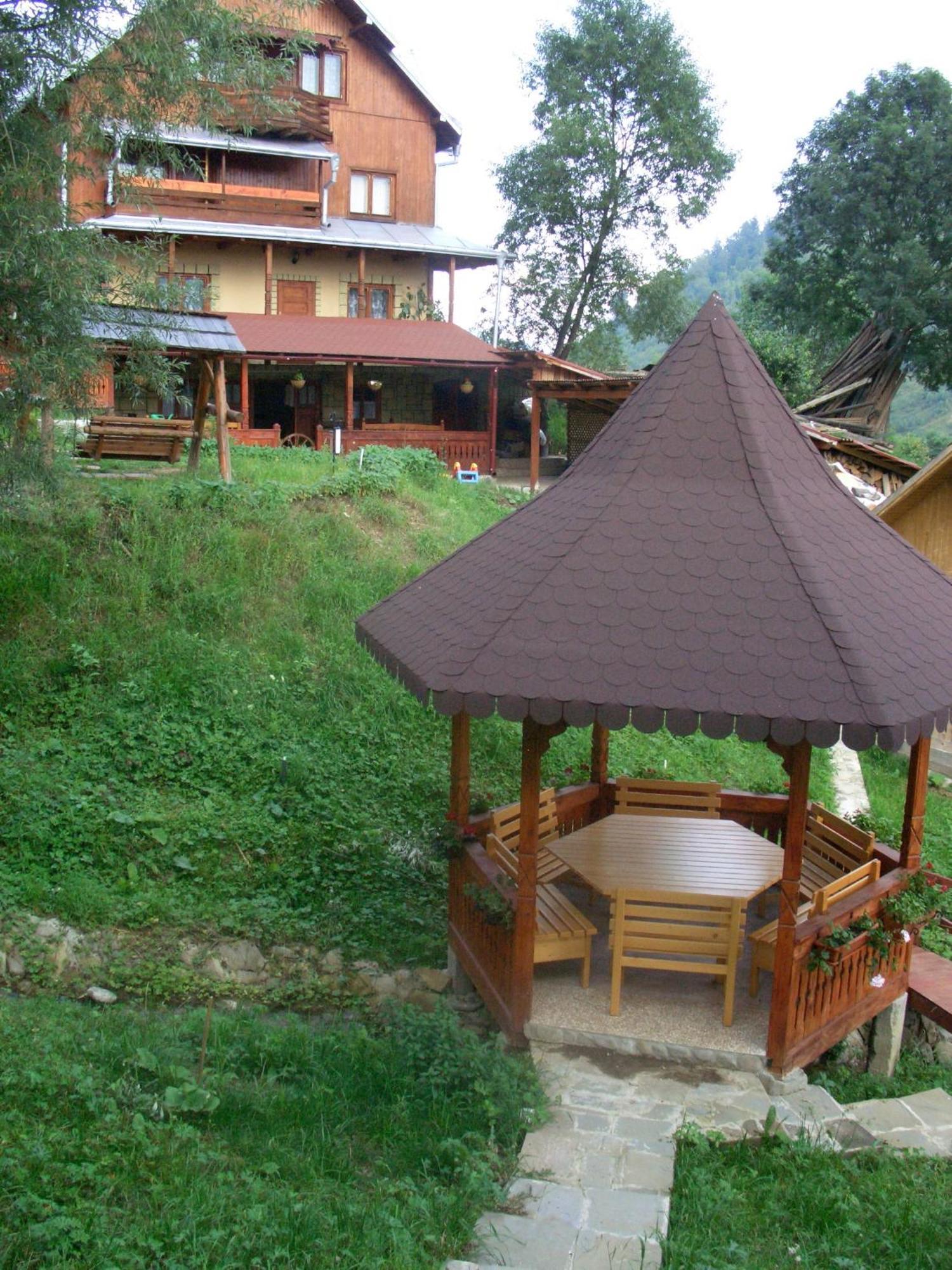 Pension Lucia Bucovina Hotel Vama  Exterior foto
